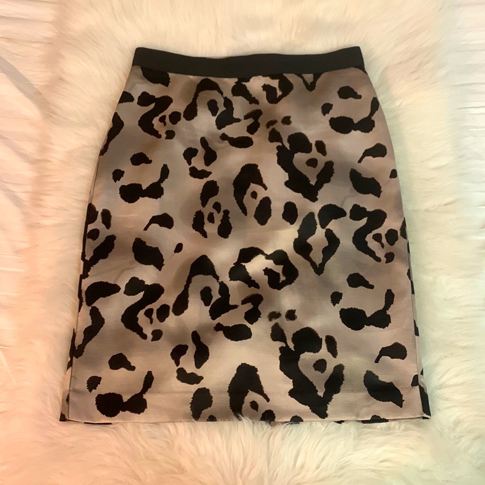 NWT Ann Taylor pencil skirt size 6